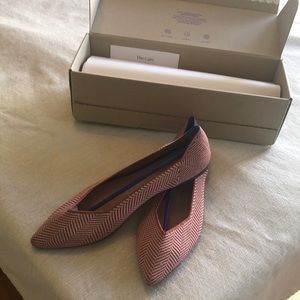 Rothy’s Size9 Amber Metallic Herringbone Point EUC